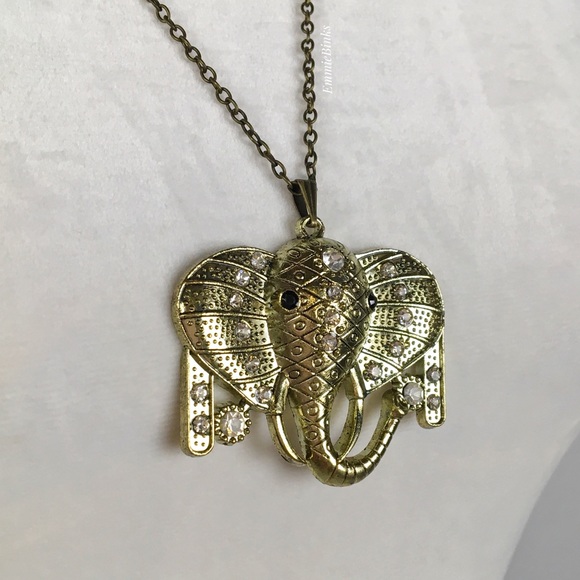 💥3for$28 NWT Rhinestone Elephant Pendant Necklace ~ Goldtone Crystal Accents - Picture 3 of 11